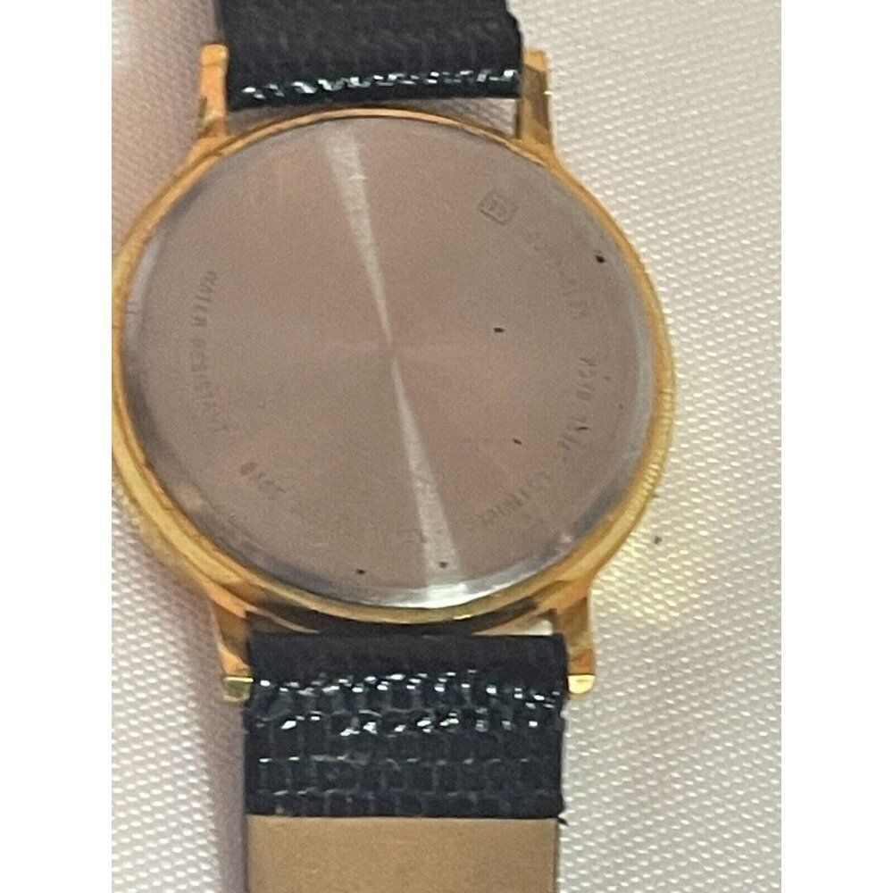 Mickey Unlimited Hologram Dial Wrist Watch by Lorus - Picture 5 of 6